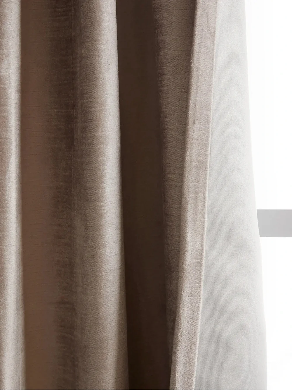 NWT QUINCE 1 48x96 Luster Velvet True Blackout Curtain Silver 9789